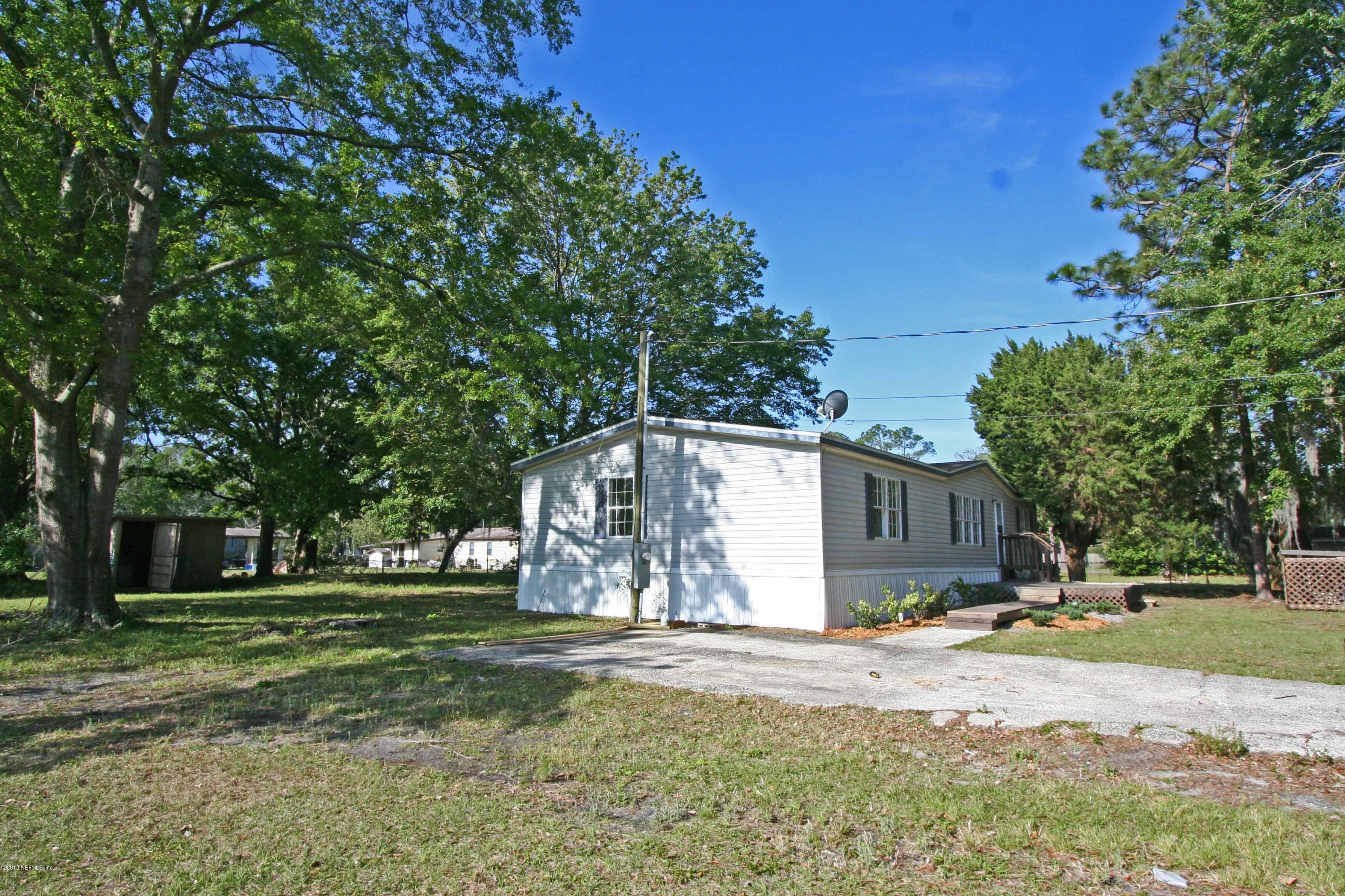9224 Joos Road Jacksonville, FL 32220 - Photo 3 of 12 Side view of Home