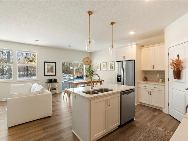 $409,900 | 4882 Emily Road North, Baxter, MN 56425