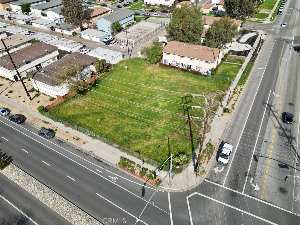 449 River Road Corona, CA 92878 - Photo 5 of 7 an aerial view of a residential houses with outdoor space