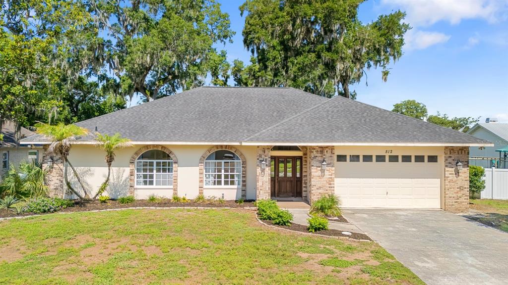 512 Caulder Park Road Seffner, FL 33584 - Photo 1 of 53