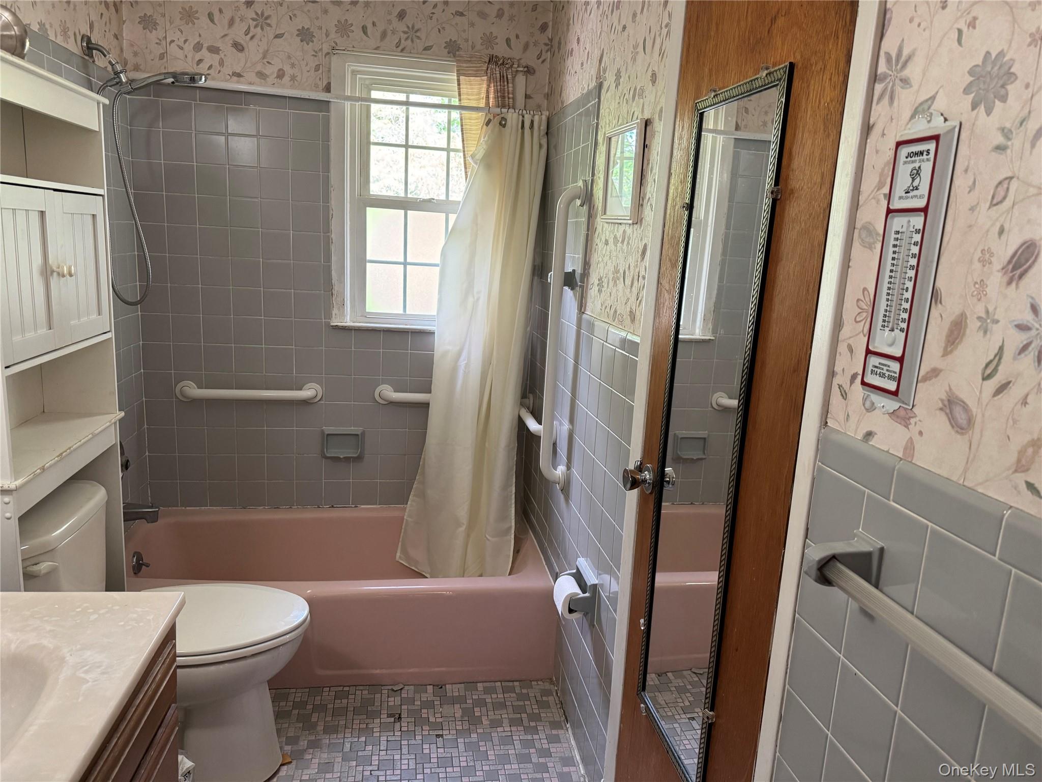 11 Lynbrook Road Poughkeepsie, NY 12603 - Photo 22 of 50