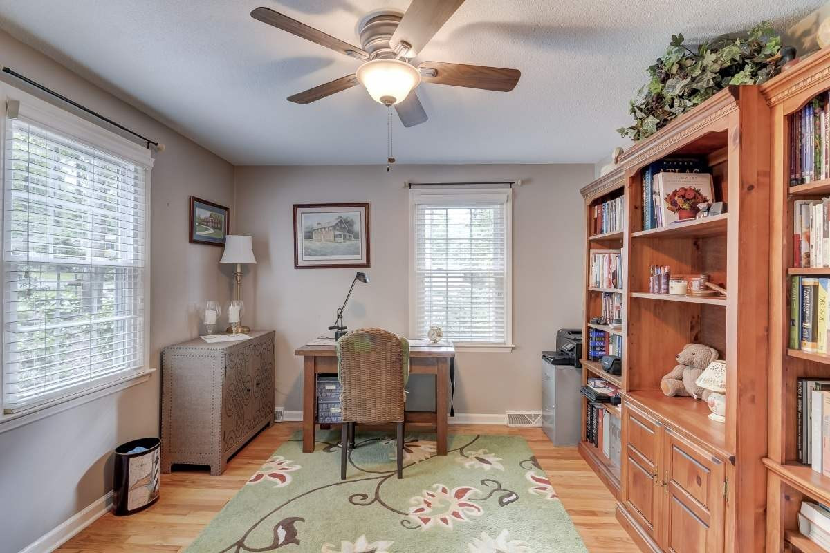 6612 Electra Drive Raleigh, NC 27607 - Photo 13 of 20 Photo 13