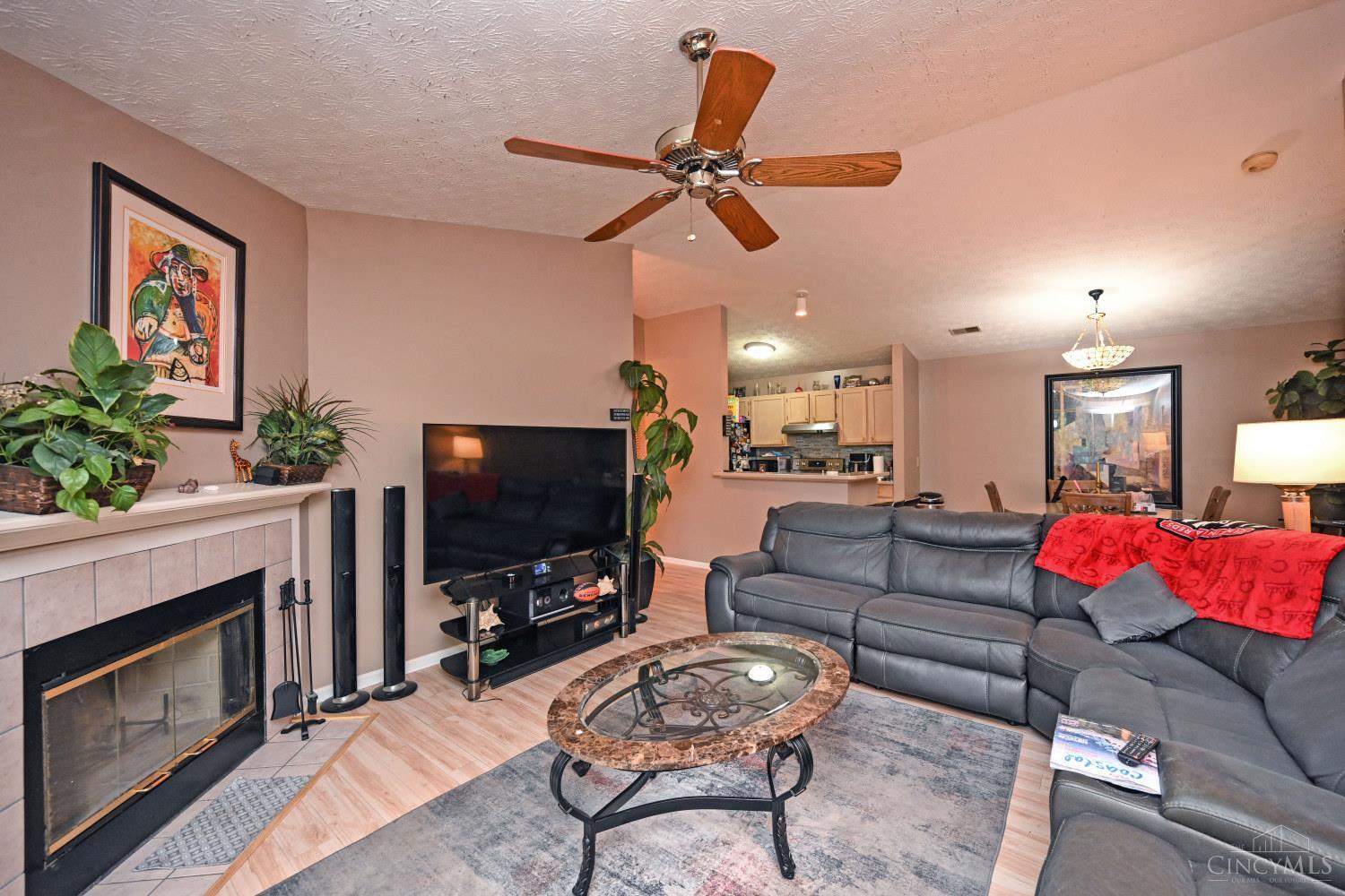 9325 Winton Road, Unit 6 Cincinnati, OH 45231 - Photo 4 of 13