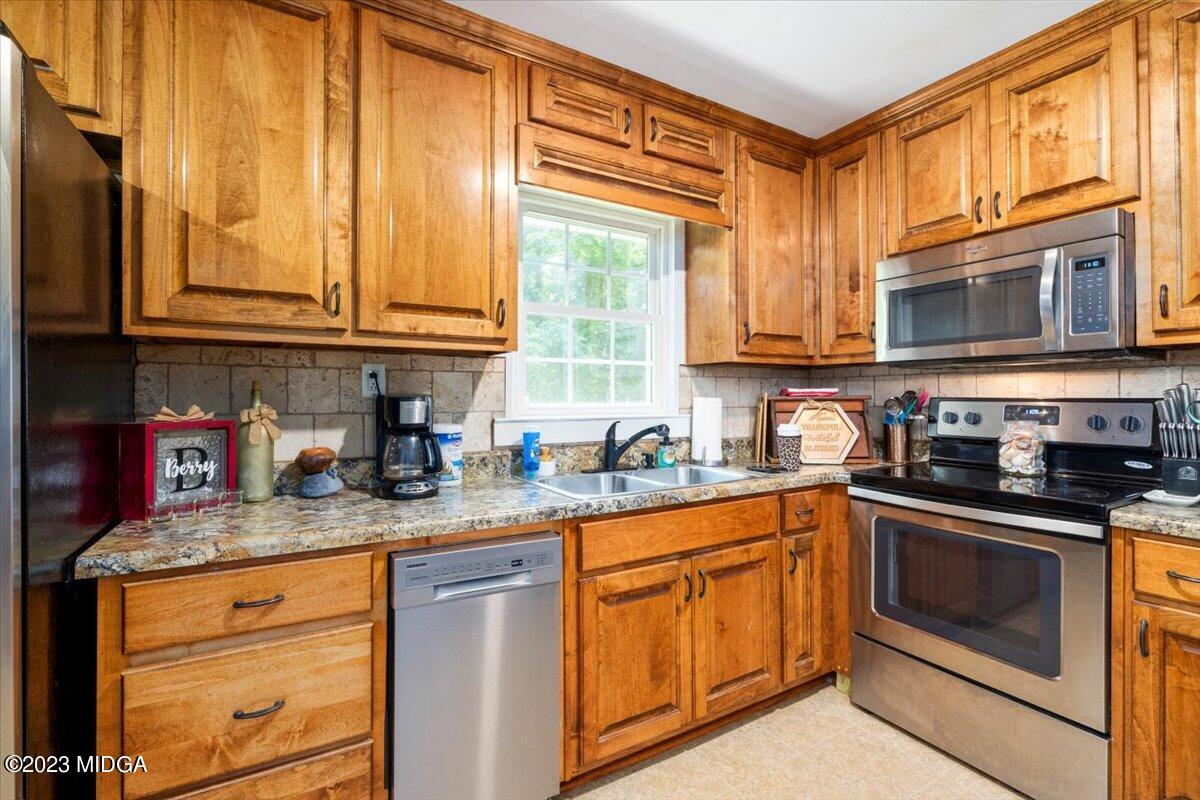 543 Abernathy Road Juliette, GA 31046 - Photo 8 of 25 8