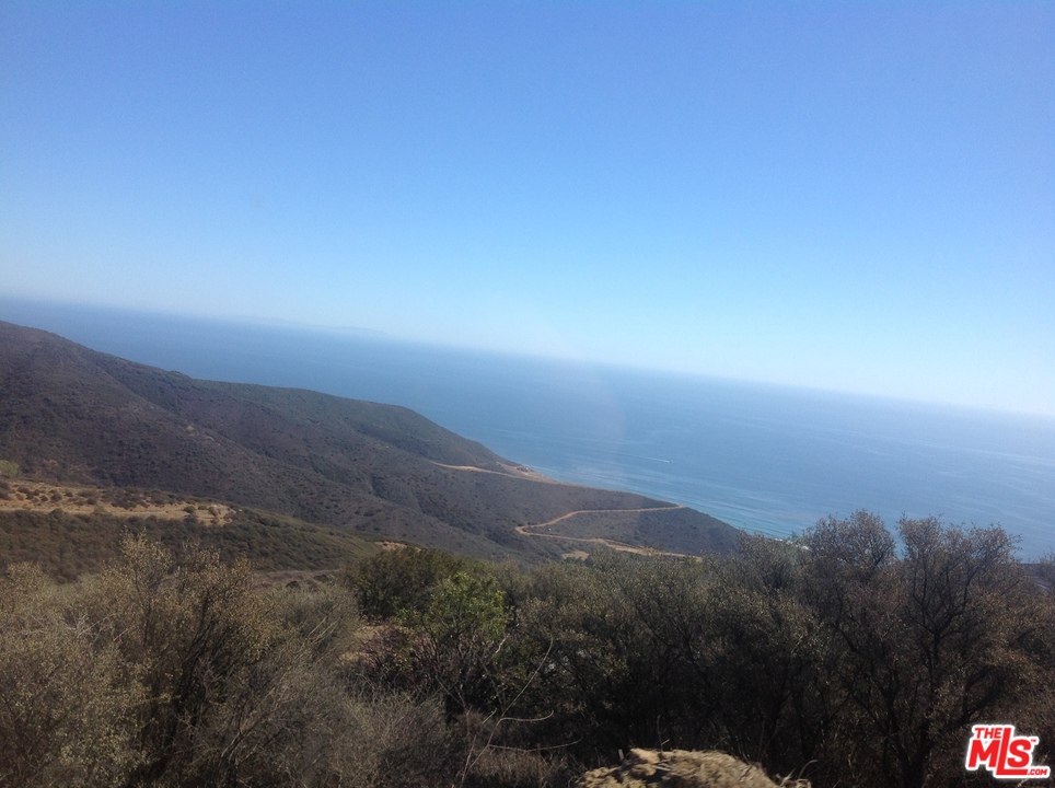 777 Cotharin Road Malibu, CA 90265 - Photo 5 of 18 Gallery Image 5