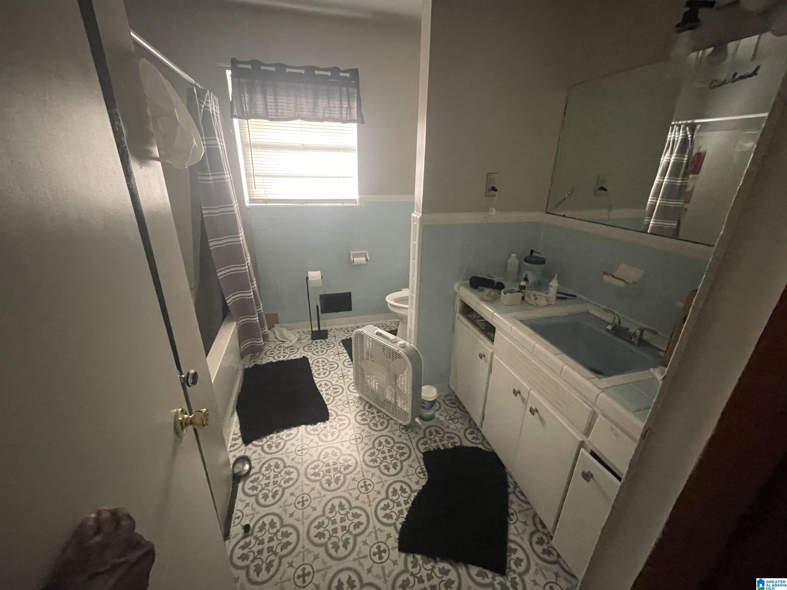 300 16th Avenue Southwest Birmingham, AL 35211 - Photo 12 of 24