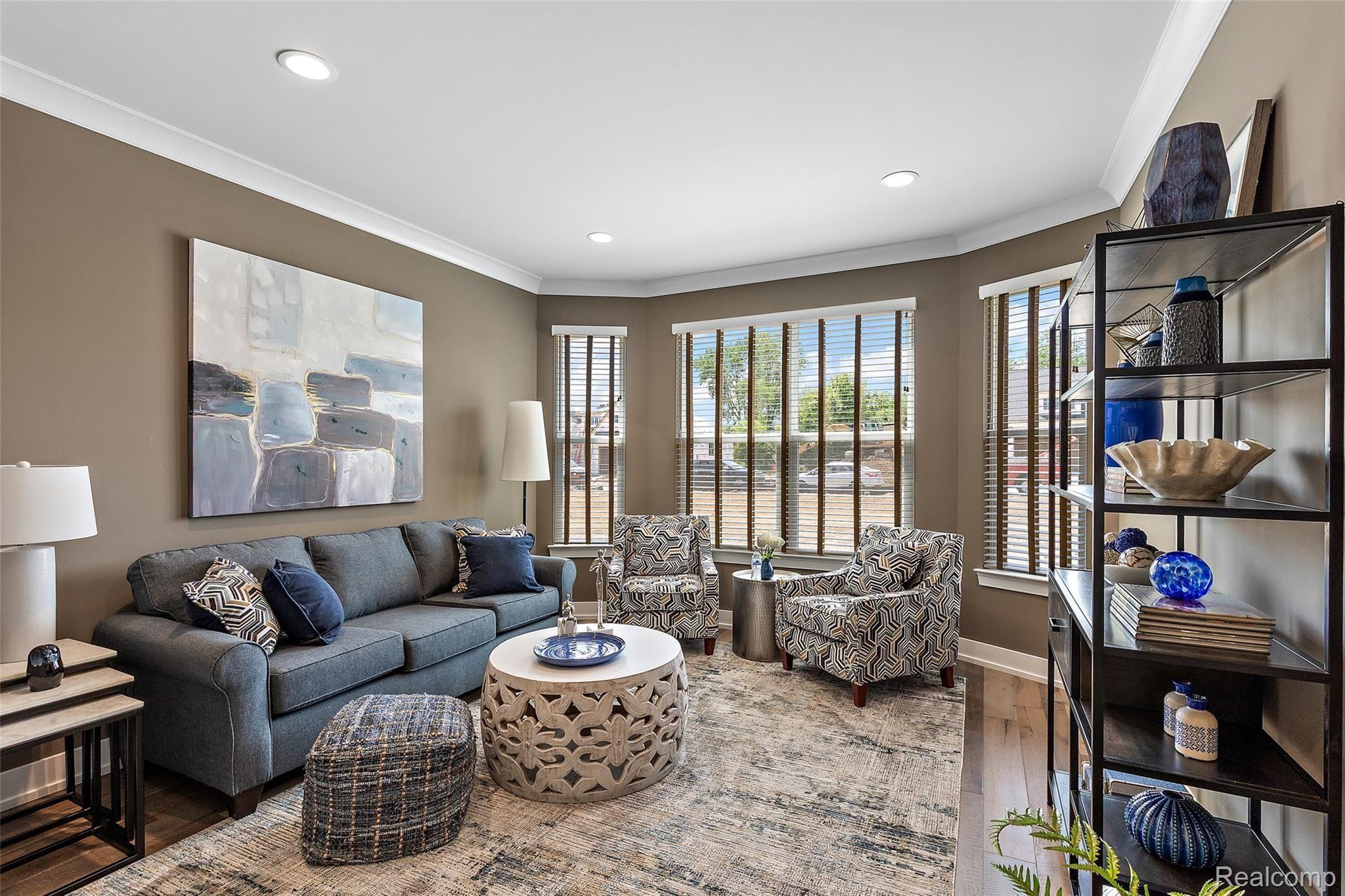 184 Mulberry Lane Rochester, MI 48309 - Photo 8 of 50 2543 Middleton-9.jpg
