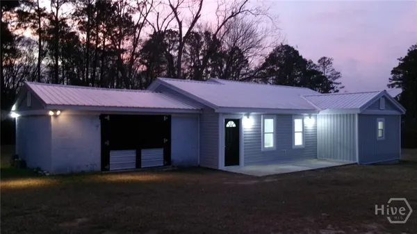 $1,600 | 17827 Highway 129, Claxton, GA 30417