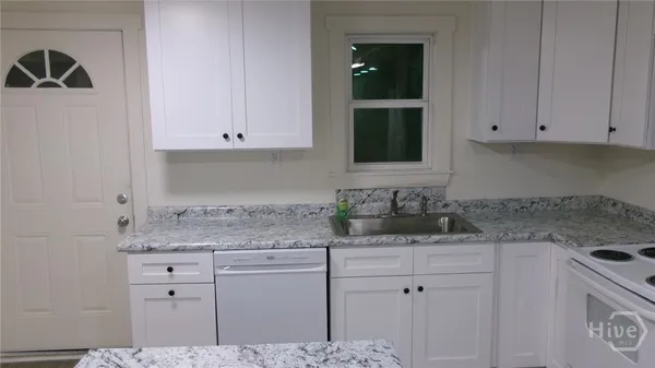 $1,600 | 17827 Highway 129, Claxton, GA 30417