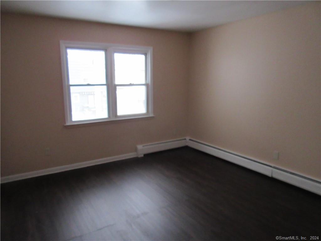 164 Cleveland Avenue, Unit 2 Bridgeport, CT 06606 - Photo 5 of 8