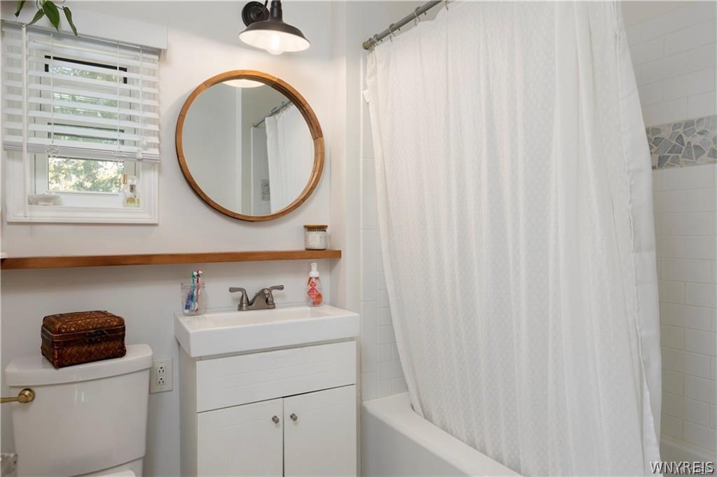 99 East And West Road West Seneca, NY 14224 - Photo 11 of 23