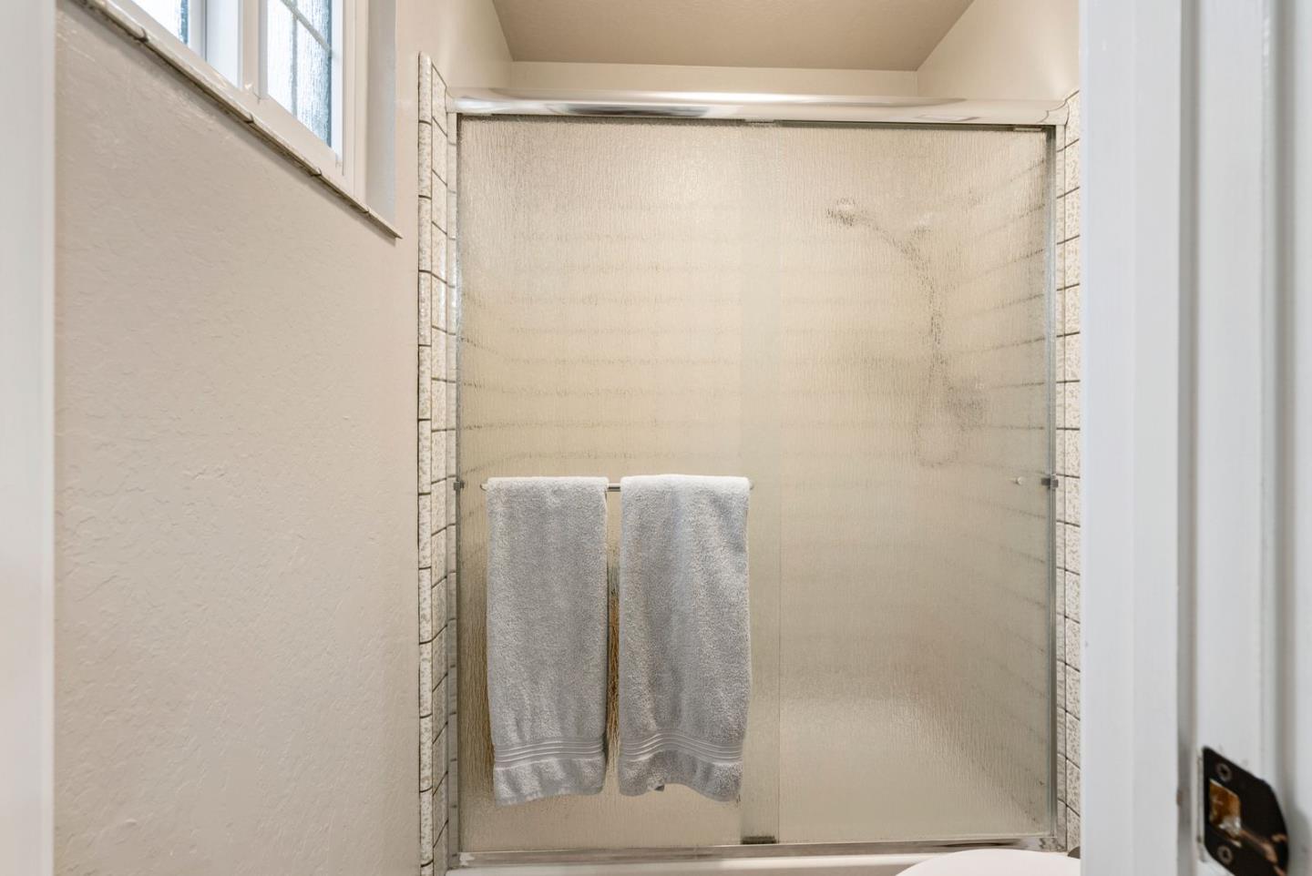 105 Rays Circle Hollister, CA 95023 - Photo 29 of 36 a bathroom with a shower
