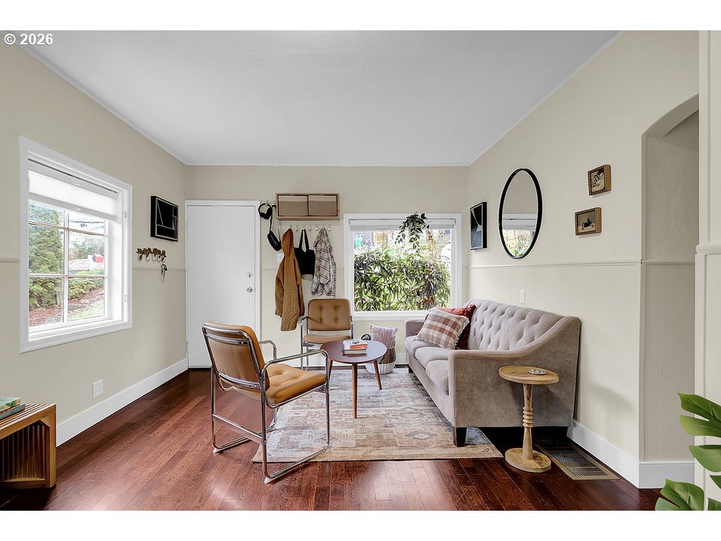5537 Southwest Florida Street Portland, OR 97219 - Photo 8 of 45 a living room with furniture and a window