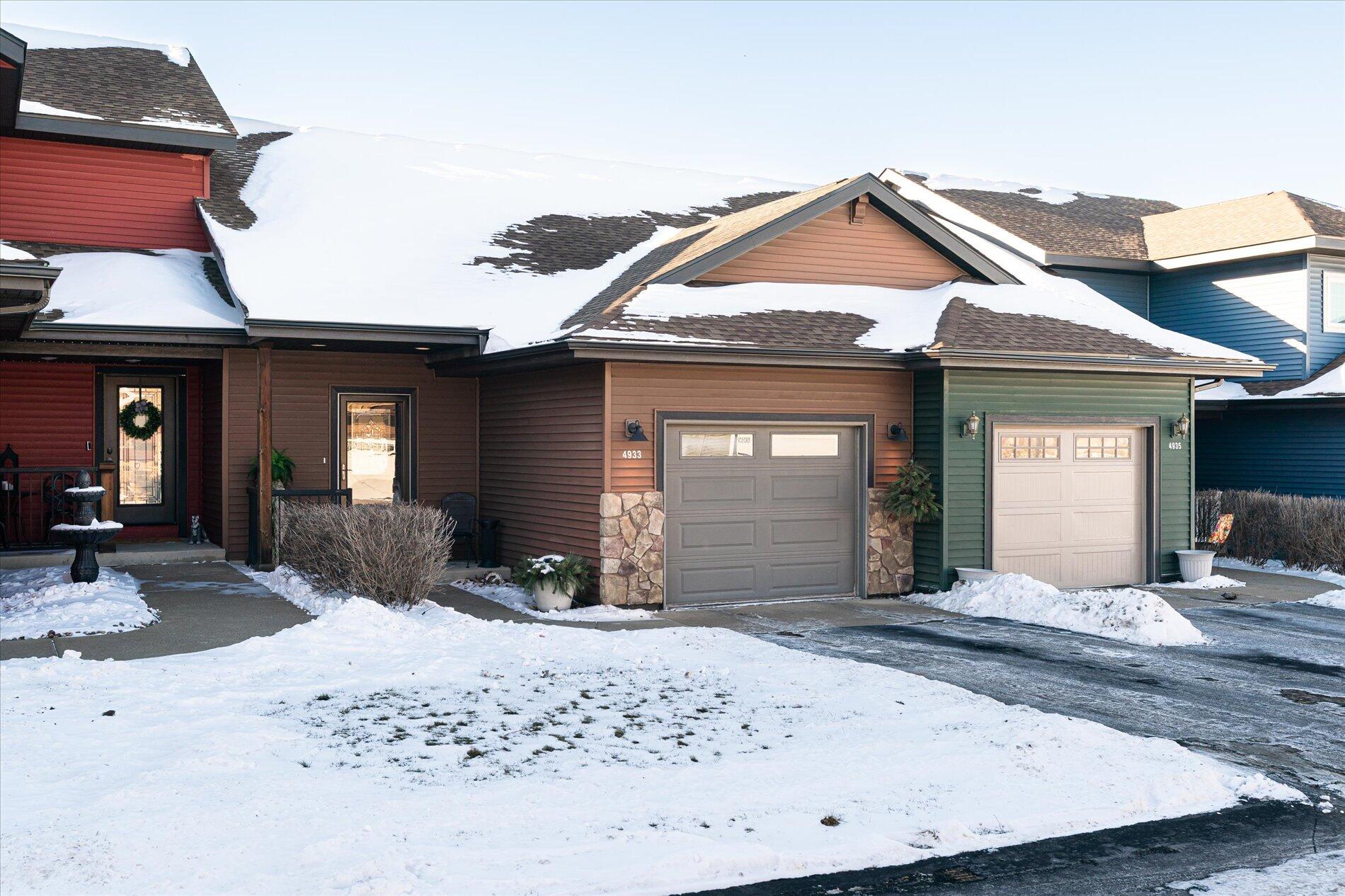 4933 County Road B La Crosse, WI 54601 - Photo 1 of 19 01-4933 Co Rd B La Crosse-05842