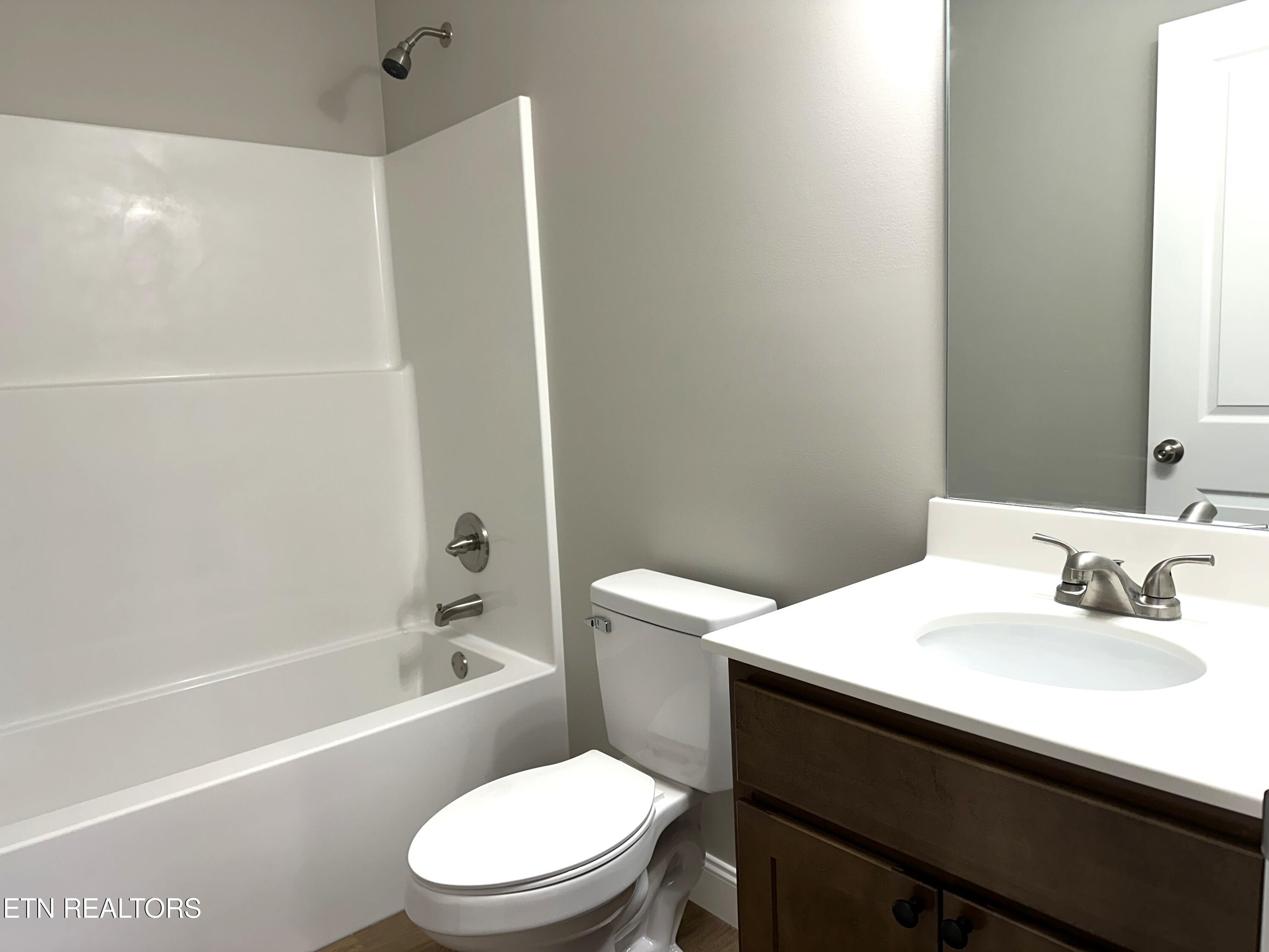 308 2nd Street Corryton, TN 37721 - Photo 6 of 14 Primary Bath