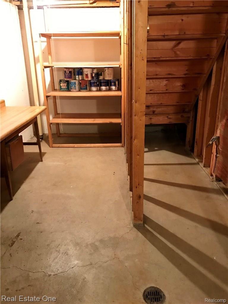 321 Willow Grove Lane Rochester, MI 48307 - Photo 12 of 27 LARGE STORAGE ROOM IN BASEMENT