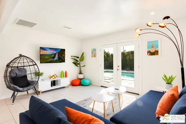 $3,750 | 4373 East Camino Parocela, Palm Springs, CA 92264