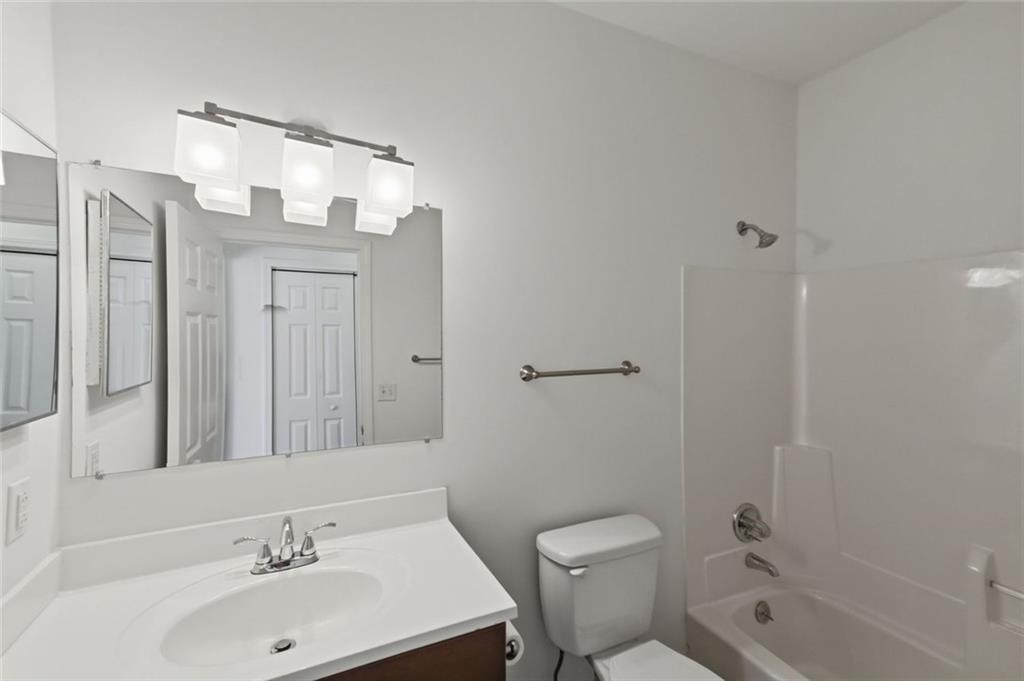 2340 Brockett Road Tucker, GA 30084 - Photo 23 of 28