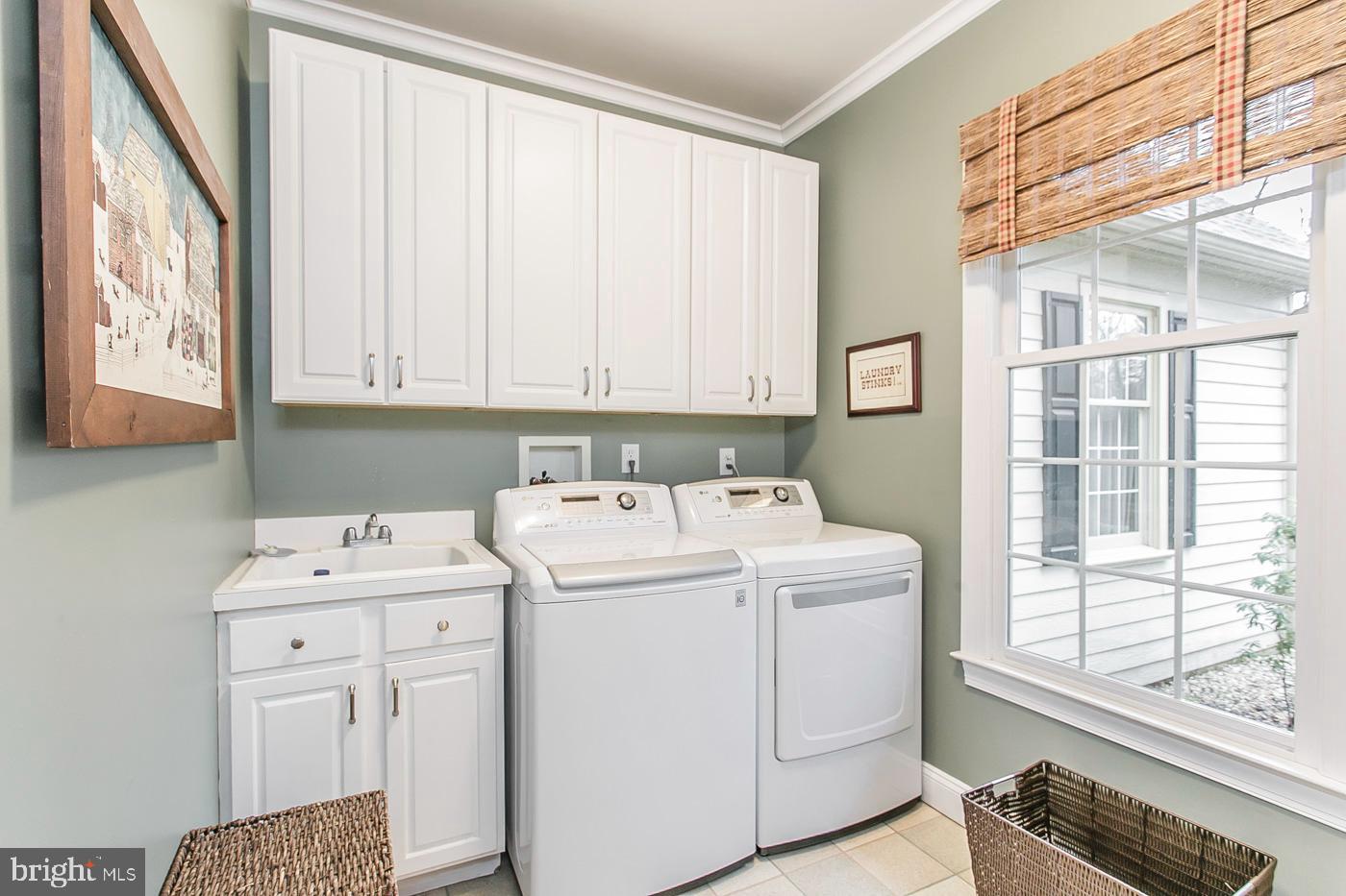 1246 Hollow Road Chester Springs, PA 19425 - Photo 29 of 34 Main Level Laundry Room