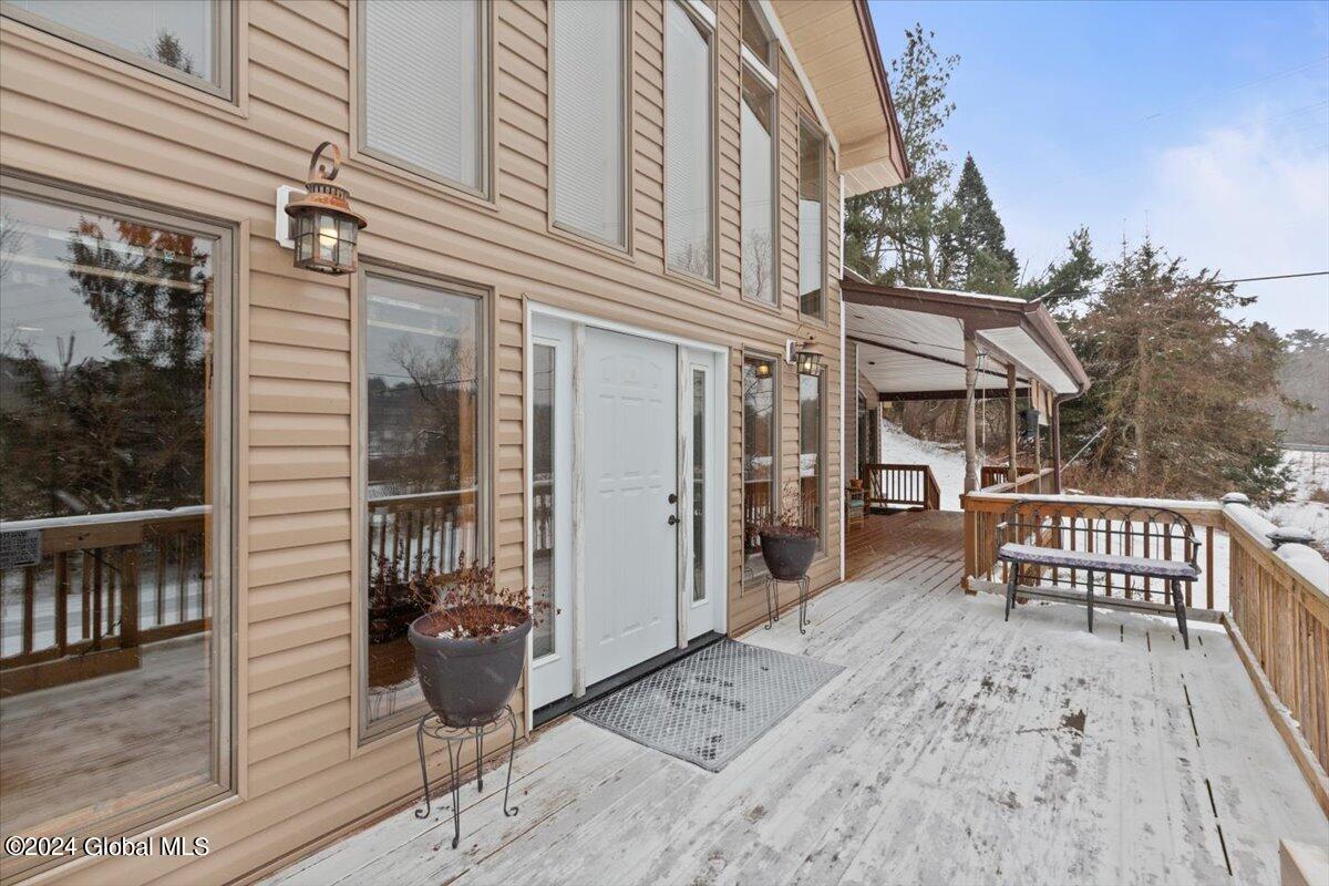 14 Silver Lake Road New Baltimore, NY 12042 - Photo 4 of 41 36-MW2_0747