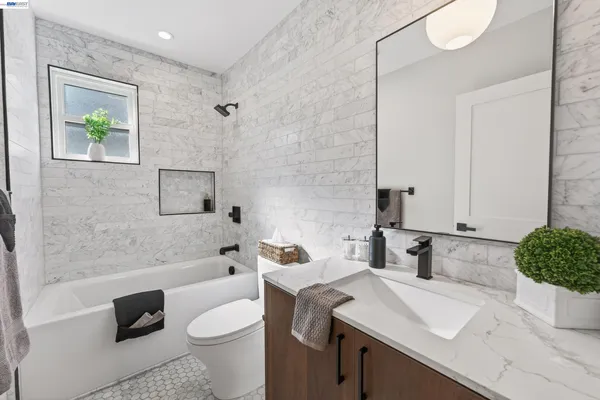 $1,858,000 | 1841 Vine Street, Berkeley, CA 94703