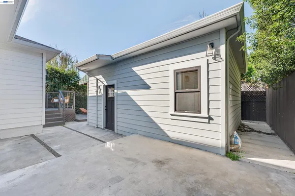 $1,858,000 | 1841 Vine Street, Berkeley, CA 94703