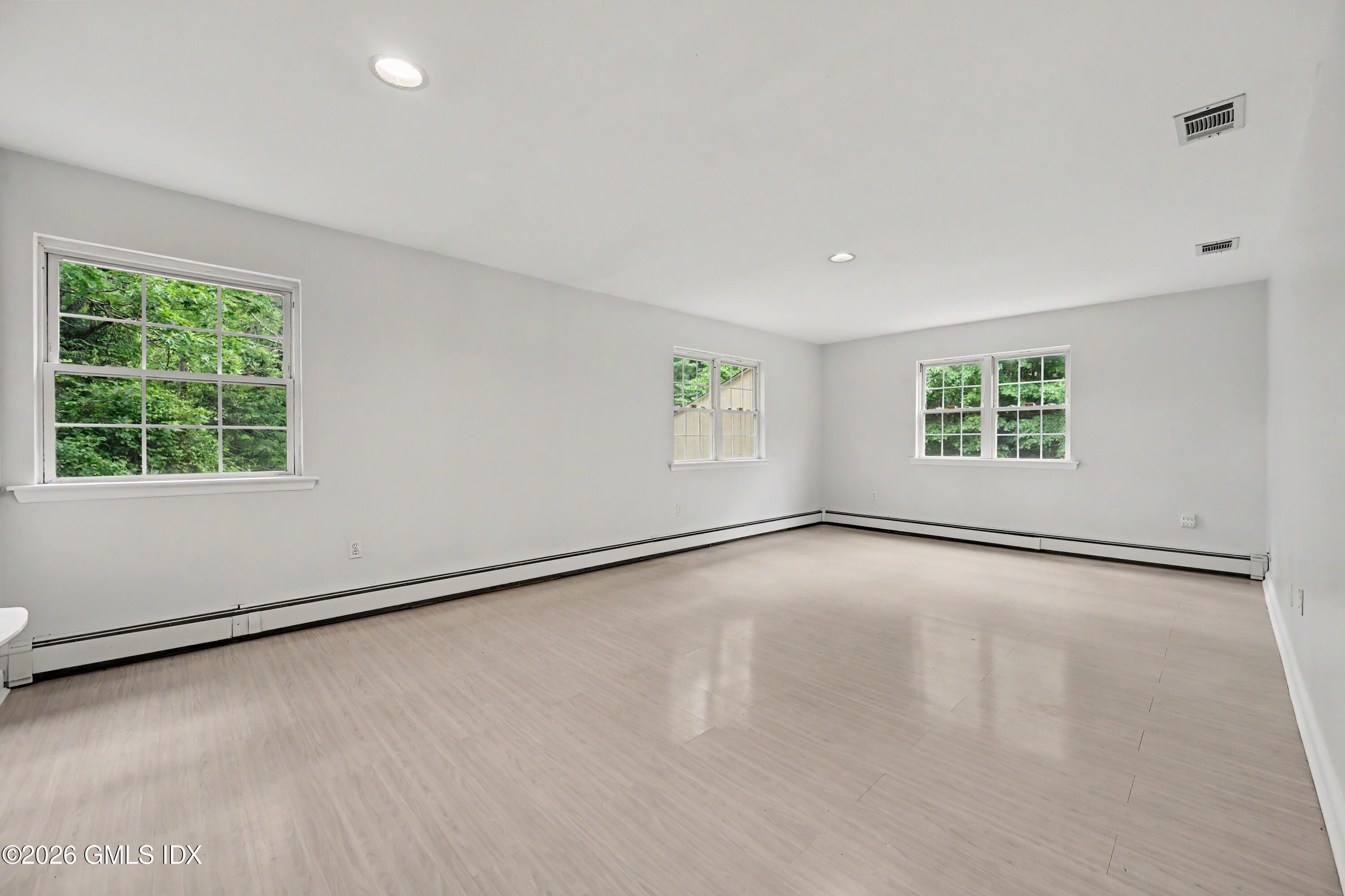 441 Cognewaugh Road Cos Cob, CT 06807 - Photo 18 of 23 Primary