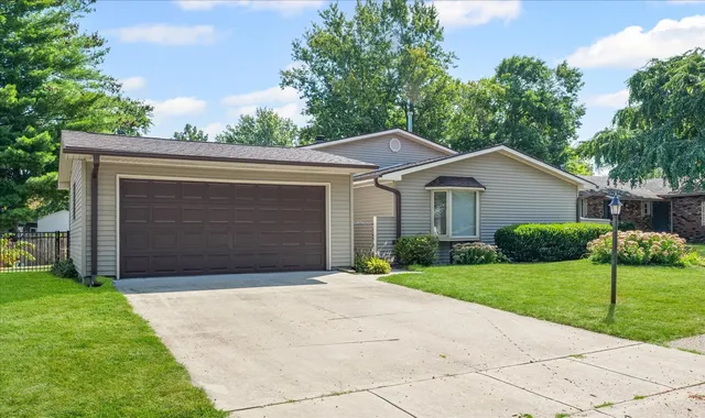 $234,900 | 2306 Winchester Drive, Champaign, IL 61821