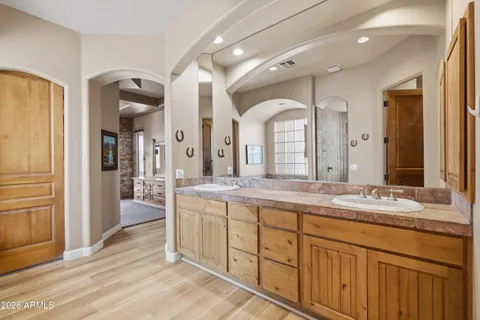 $1,500,000 | 34752 North 49th Street, Cave Creek, AZ 85331