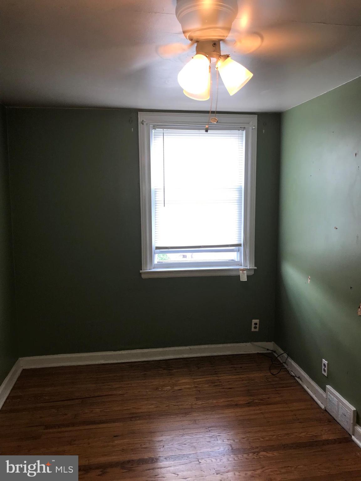 1405 Vernon Road Philadelphia, PA 19150 - Photo 13 of 16 Gallery Image 13