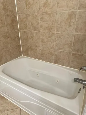 $1,600 | 3008 5th Street, Unit 20, Metairie, LA 70002