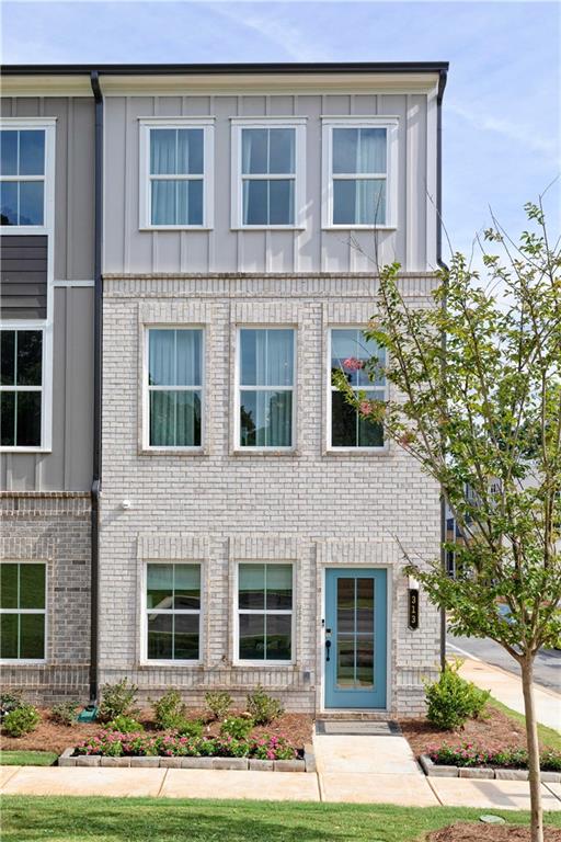 313 Skylar Way Southeast Atlanta, GA 30315 - Photo 1 of 1 a view of front of a building
