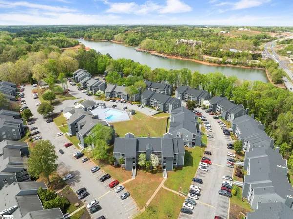 $176,500 | 1511 Northlake Drive, Anderson, SC 29625