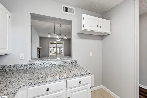 $176,500 | 1511 Northlake Drive, Anderson, SC 29625