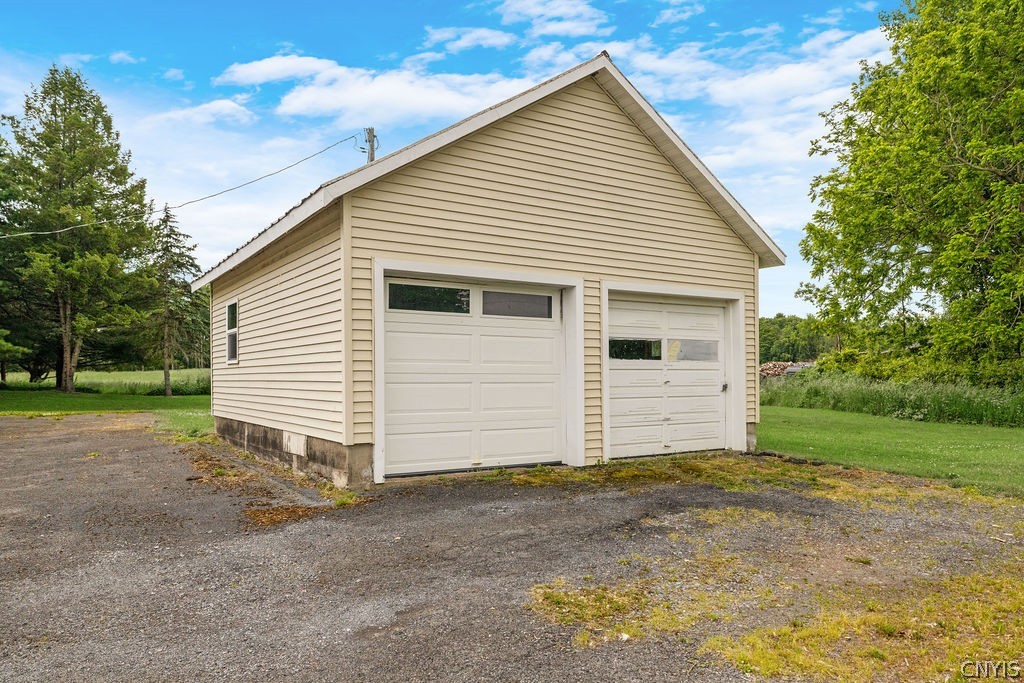 3990 Maider Road Clay, NY 13041 - Photo 34 of 36