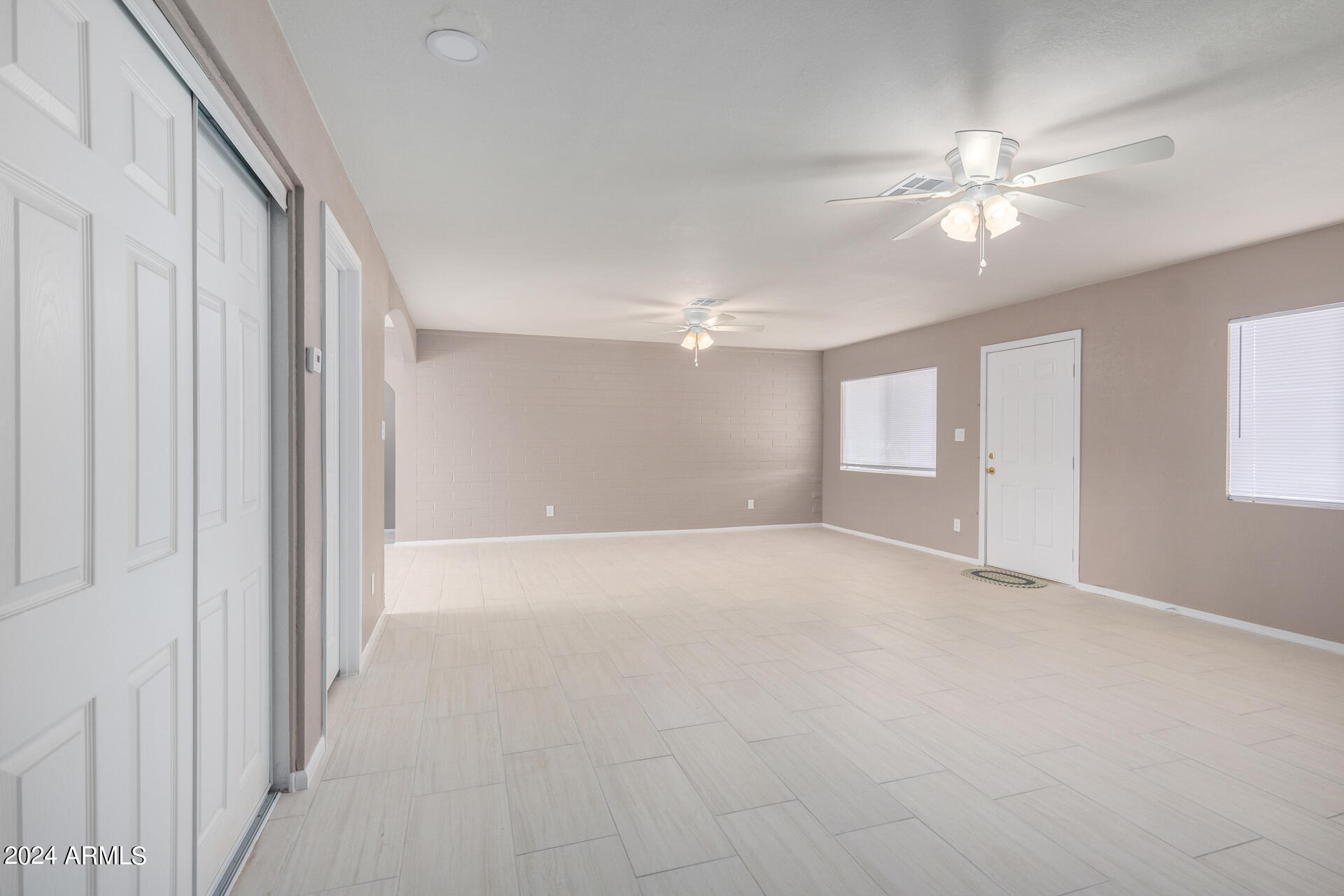 1501 West Vineyard Road Phoenix, AZ 85041 - Photo 12 of 41 0011-12 - Vineyard