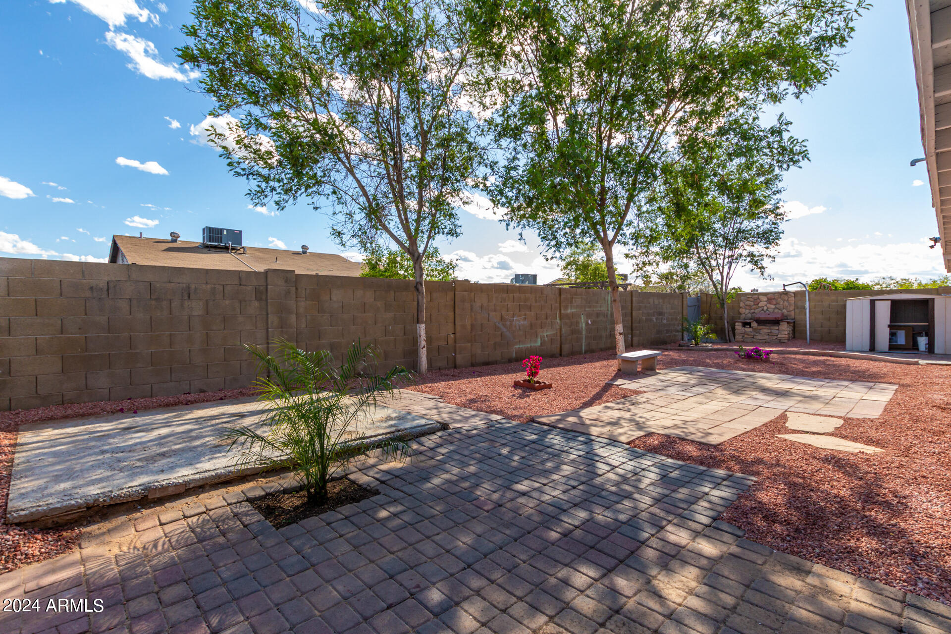 1501 West Vineyard Road Phoenix, AZ 85041 - Photo 39 of 41 0039-39 - Vineyard