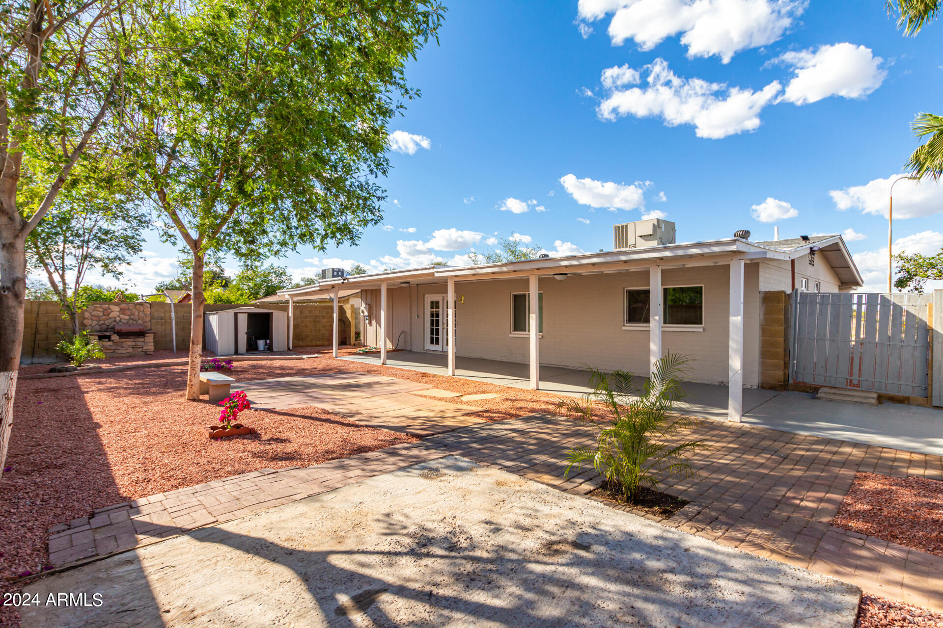 1501 West Vineyard Road Phoenix, AZ 85041 - Photo 40 of 41 0040-40 - Vineyard