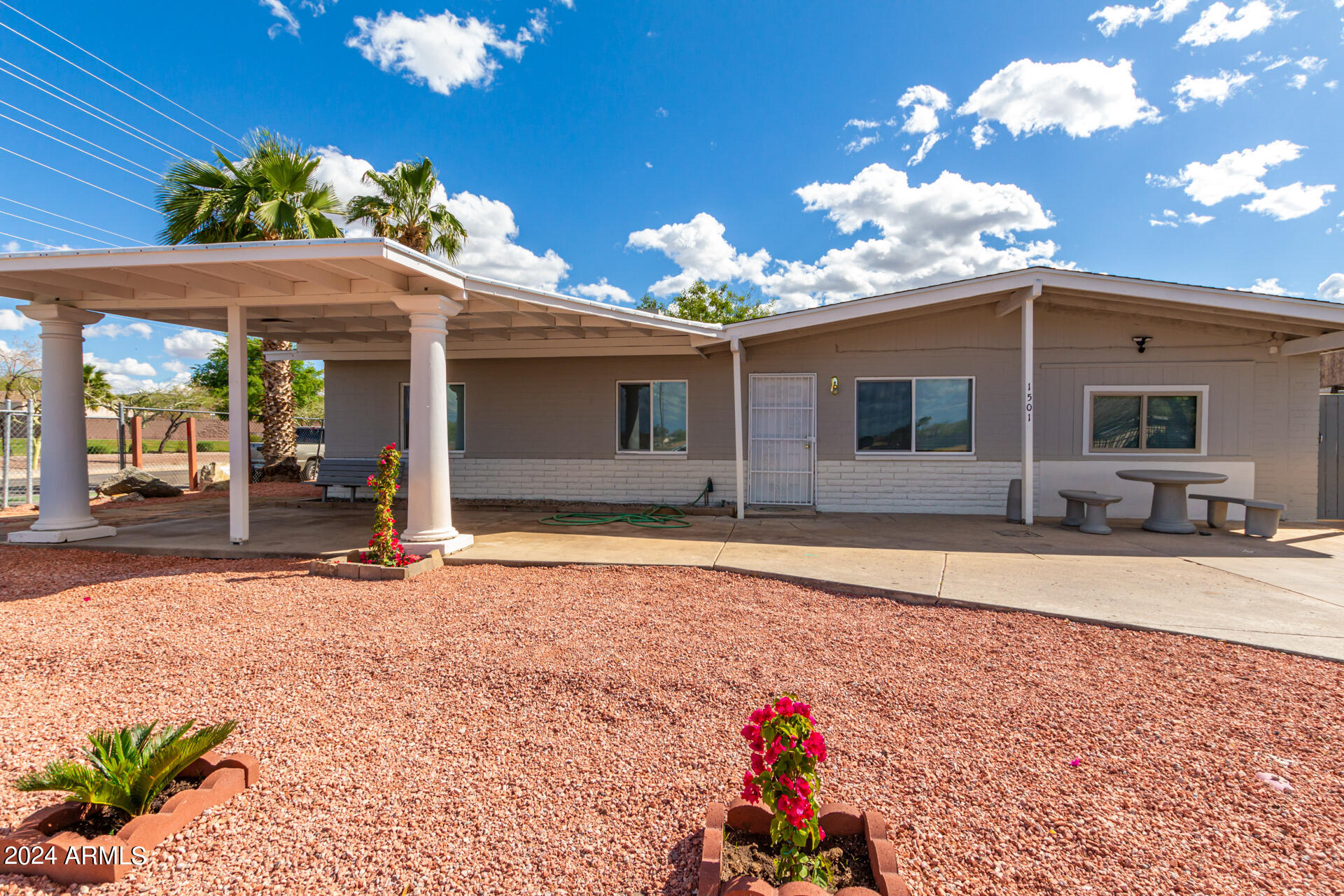 1501 West Vineyard Road Phoenix, AZ 85041 - Photo 5 of 41 0005-05 - Vineyard