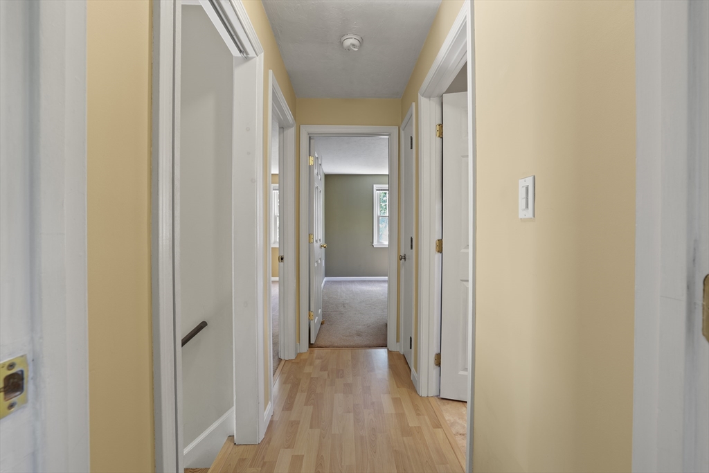 8 Walker Road Franklin, MA 02038 - Photo 31 of 40