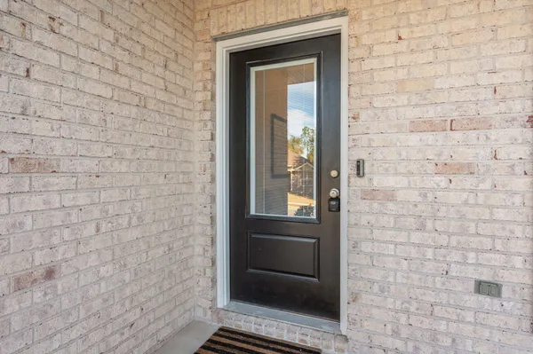 $2,200 | 667 Red Fern Road, Crestview, FL 32536