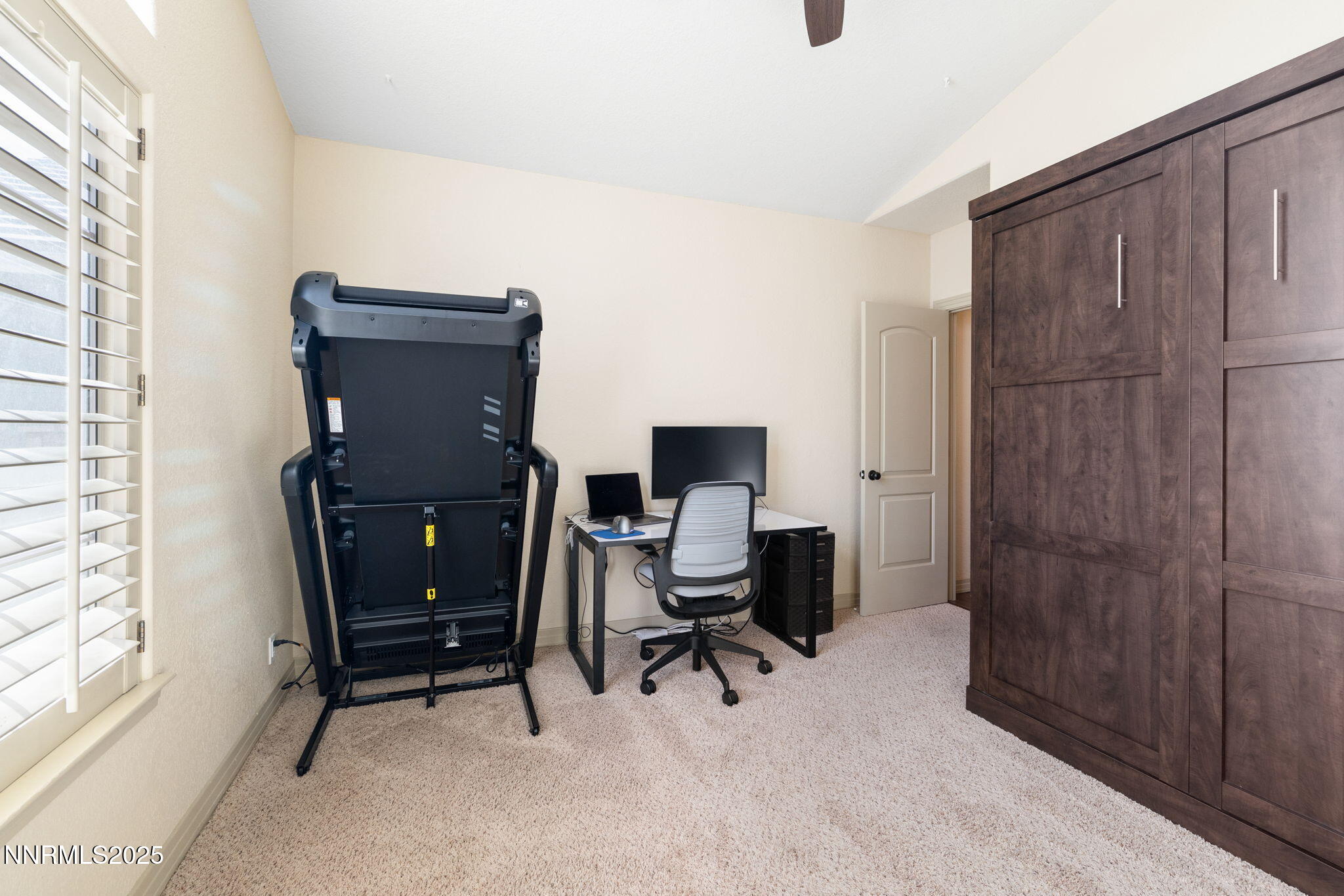 2255 Hogan Court Reno, NV 89523 - Photo 24 of 30 a view of workspace with lounge chair