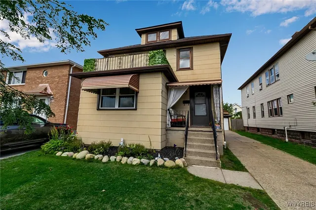 $229,900 | 197 Tremont Avenue, Buffalo, NY 14217