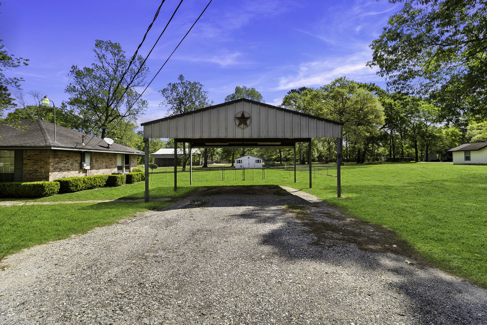 200 Manuel Road Shepherd, TX 77371 - Photo 5 of 29