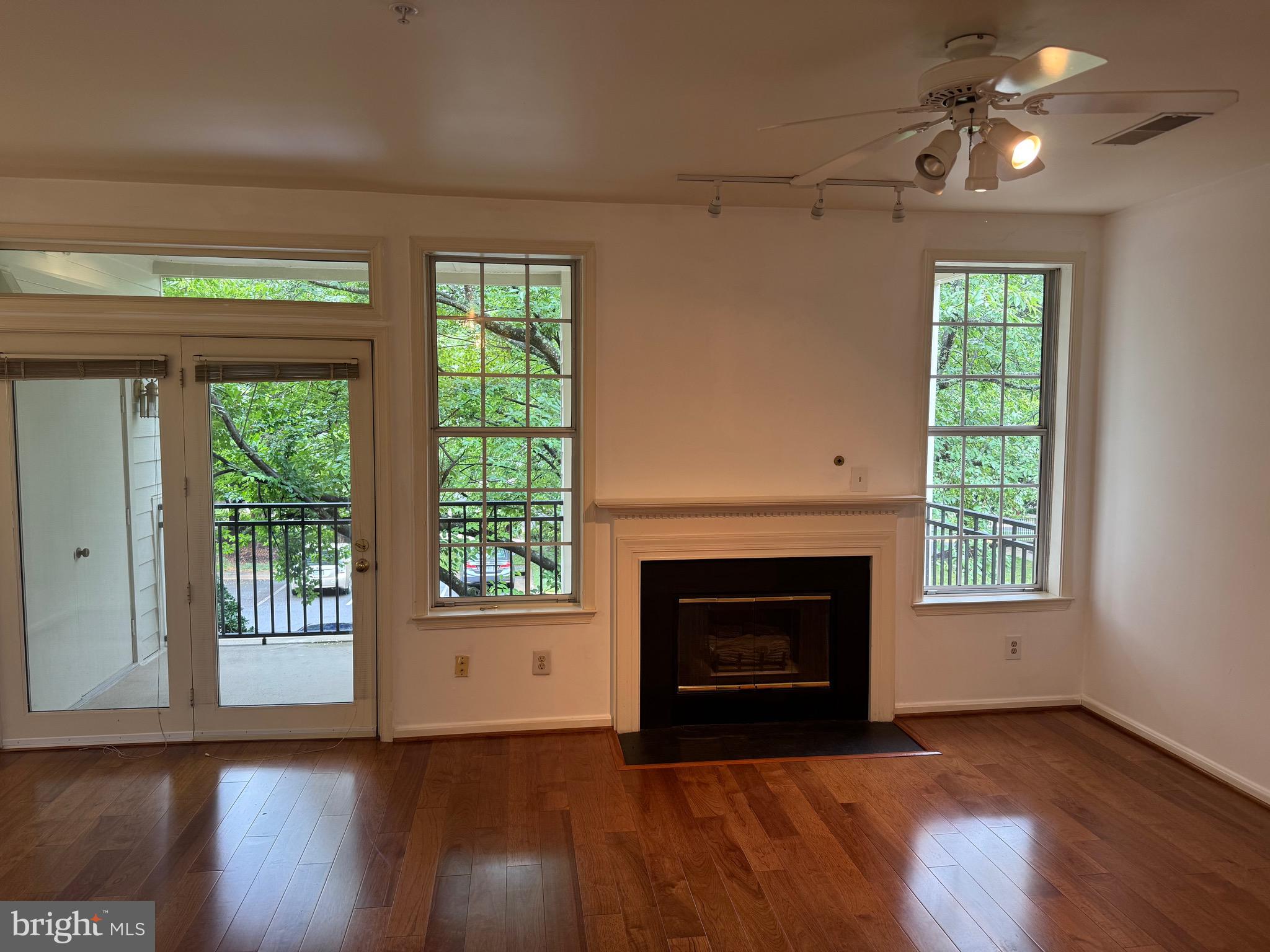 1348 Garden Wall Circle, Unit 513 Reston, VA 20194 - Photo 17 of 21