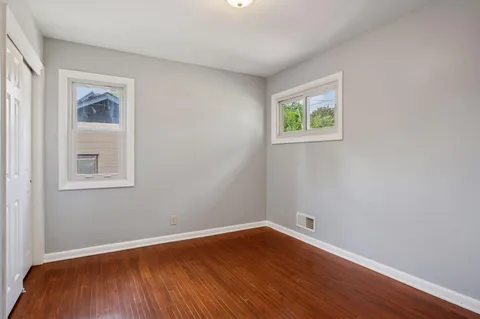 $275,000 | 604 Gotzian Street, St. Paul, MN 55106