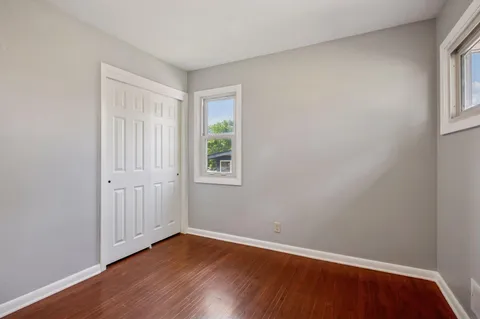 $275,000 | 604 Gotzian Street, St. Paul, MN 55106