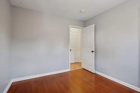 $275,000 | 604 Gotzian Street, St. Paul, MN 55106