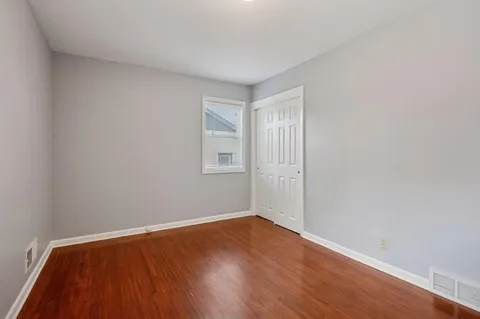 $275,000 | 604 Gotzian Street, St. Paul, MN 55106