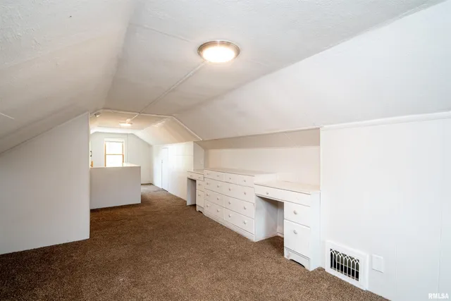 $130,000 | 3121 North Isabell Avenue, Peoria, IL 61604